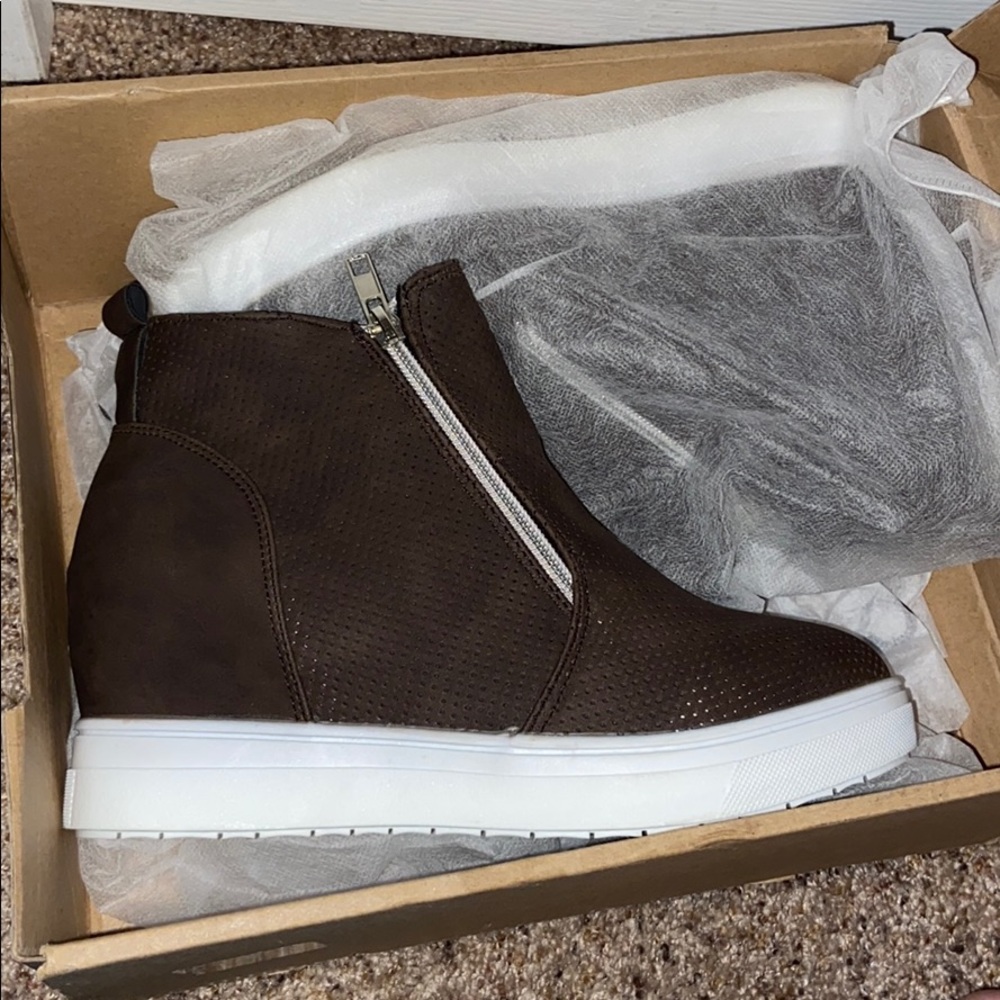 Journee Collection- wedge booties brown size 9